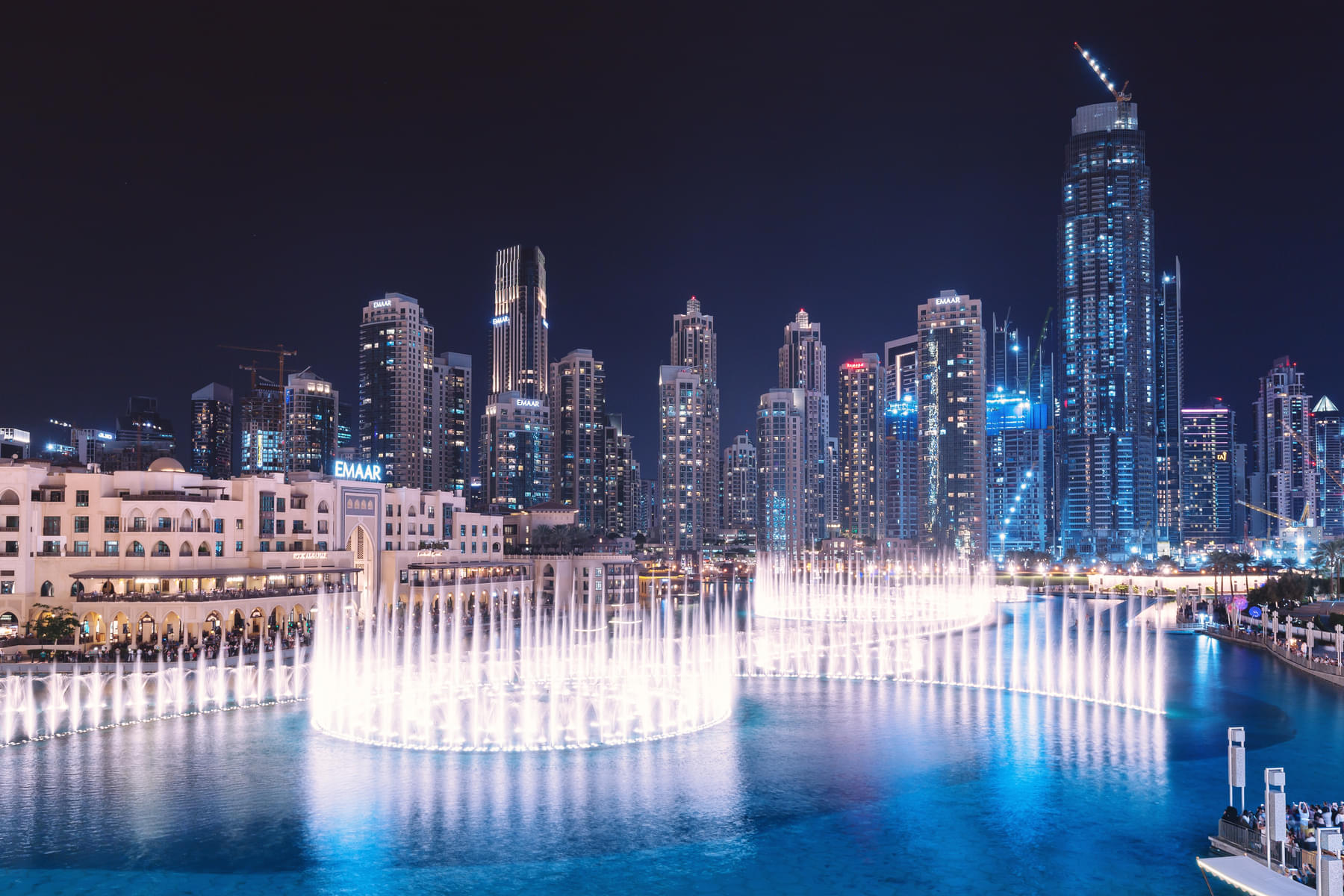 Take a look at the magic of the Dubai fountain