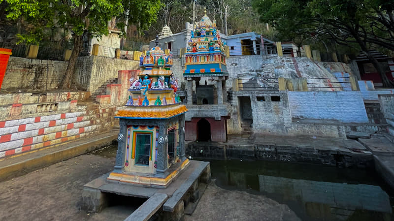 Kotilingeshwara Temple Trip with Sightseeing Image