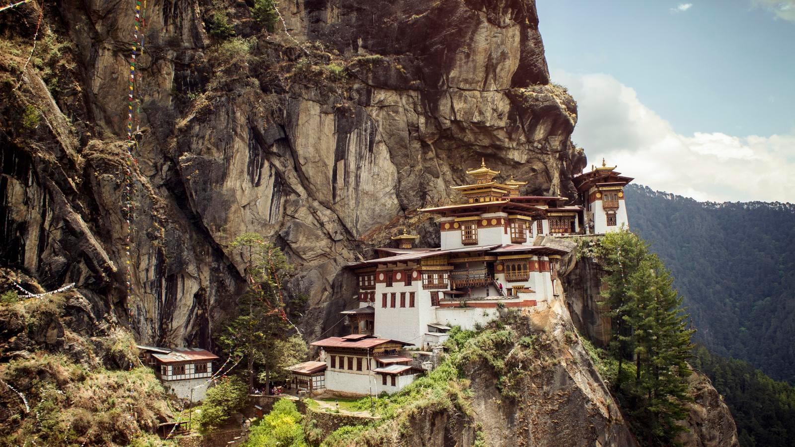 Best Selling Bhutan Tours (Upto 20% Off)