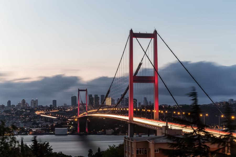 Best time to visit Bosphorus bridge