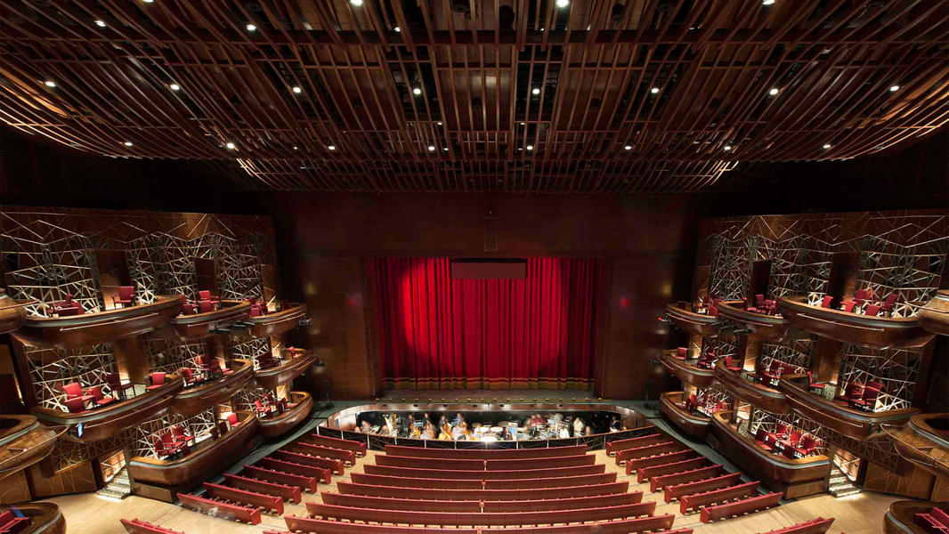Experience the grandeur of Dubai's cultural scene at the magnificent Dubai Opera
