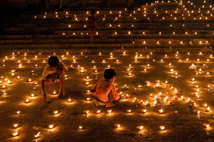 Dev Diwali Boat Ride Image