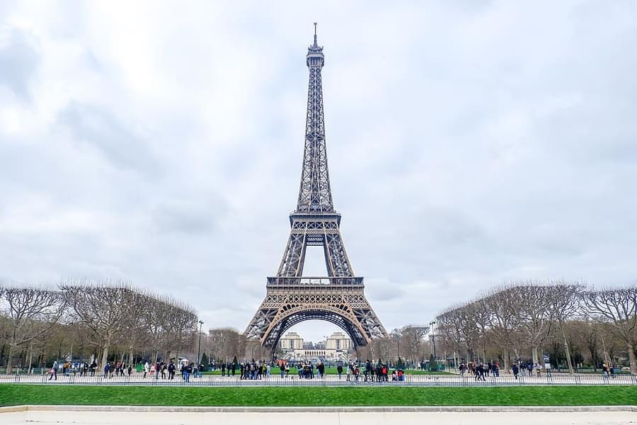 Fun Eiffel Tower Facts