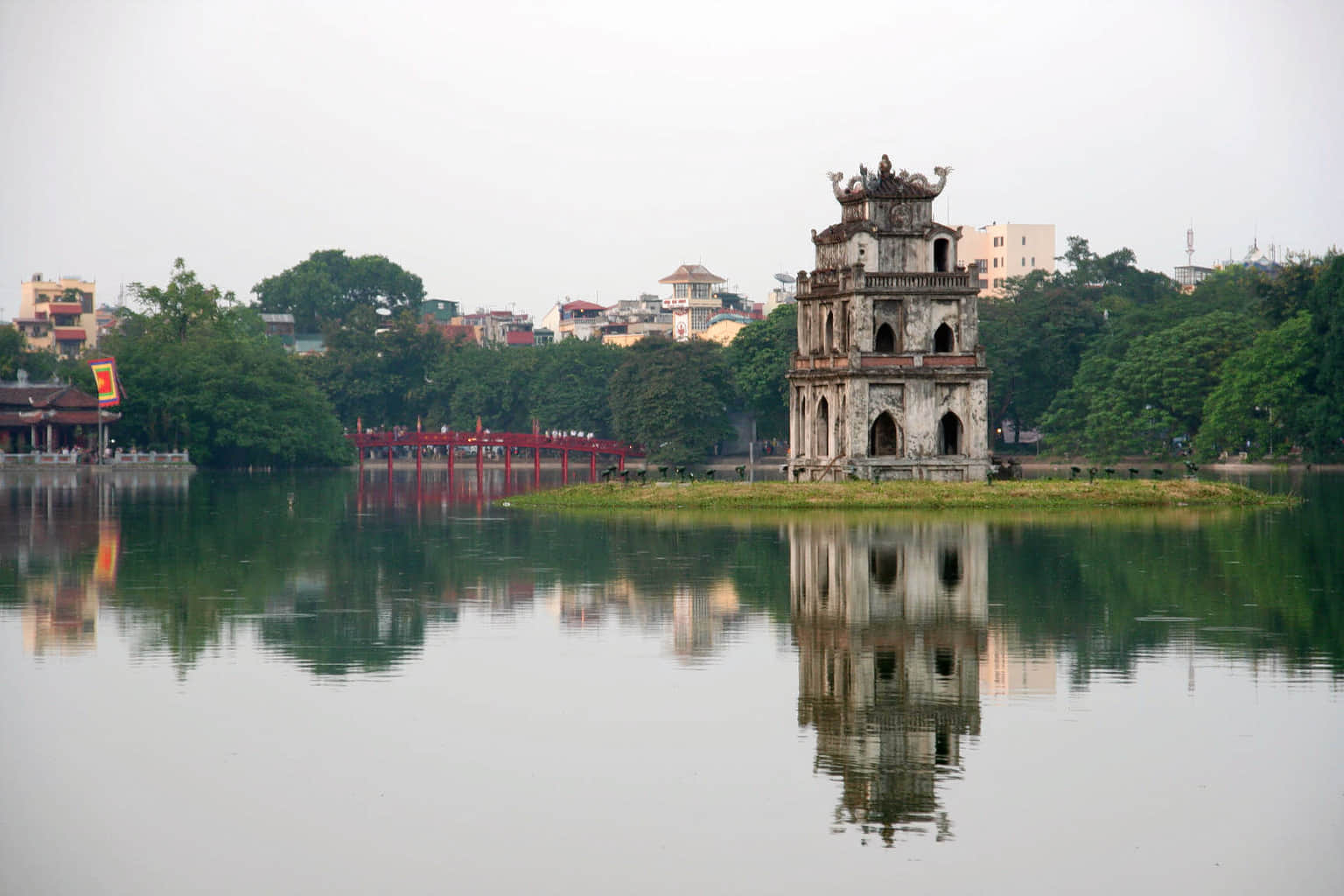 Thap Rua Tower, <em>Hanoi</em>