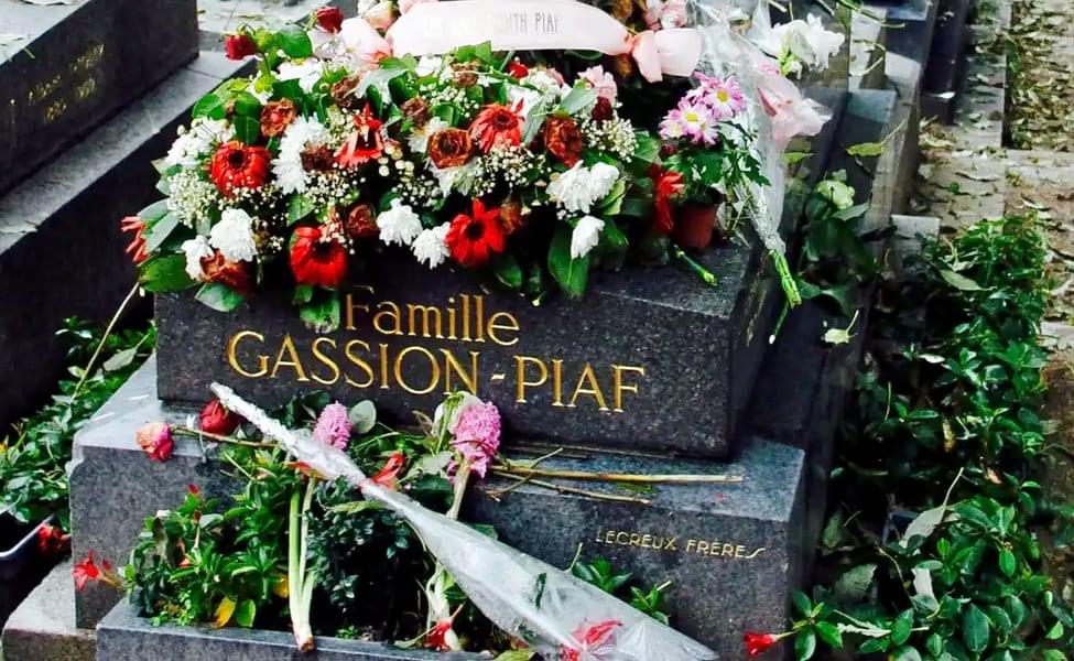 Visit the grave of Gassion Piaf