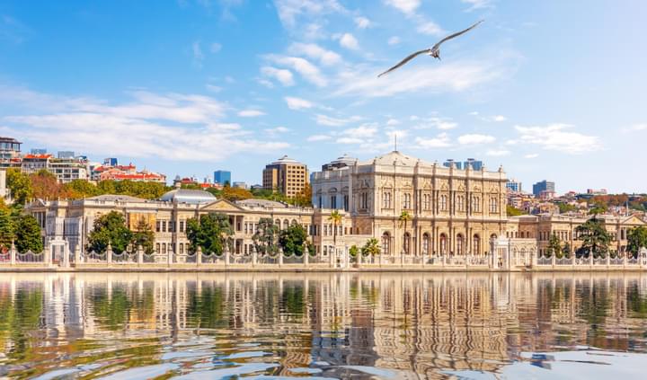 History of Dolmabahce Palace Library