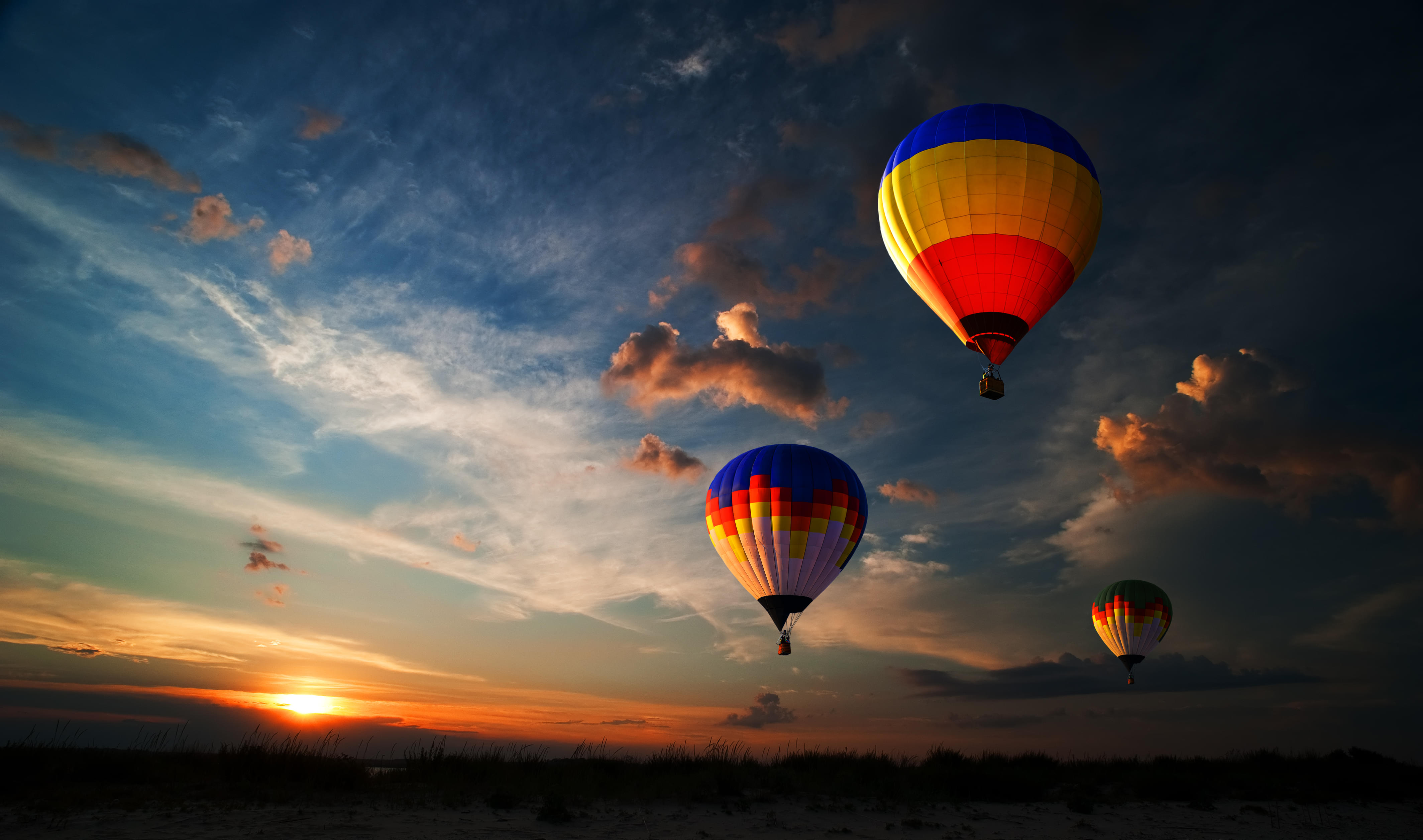 Hot Air Balloon Ride in Dubai Desert