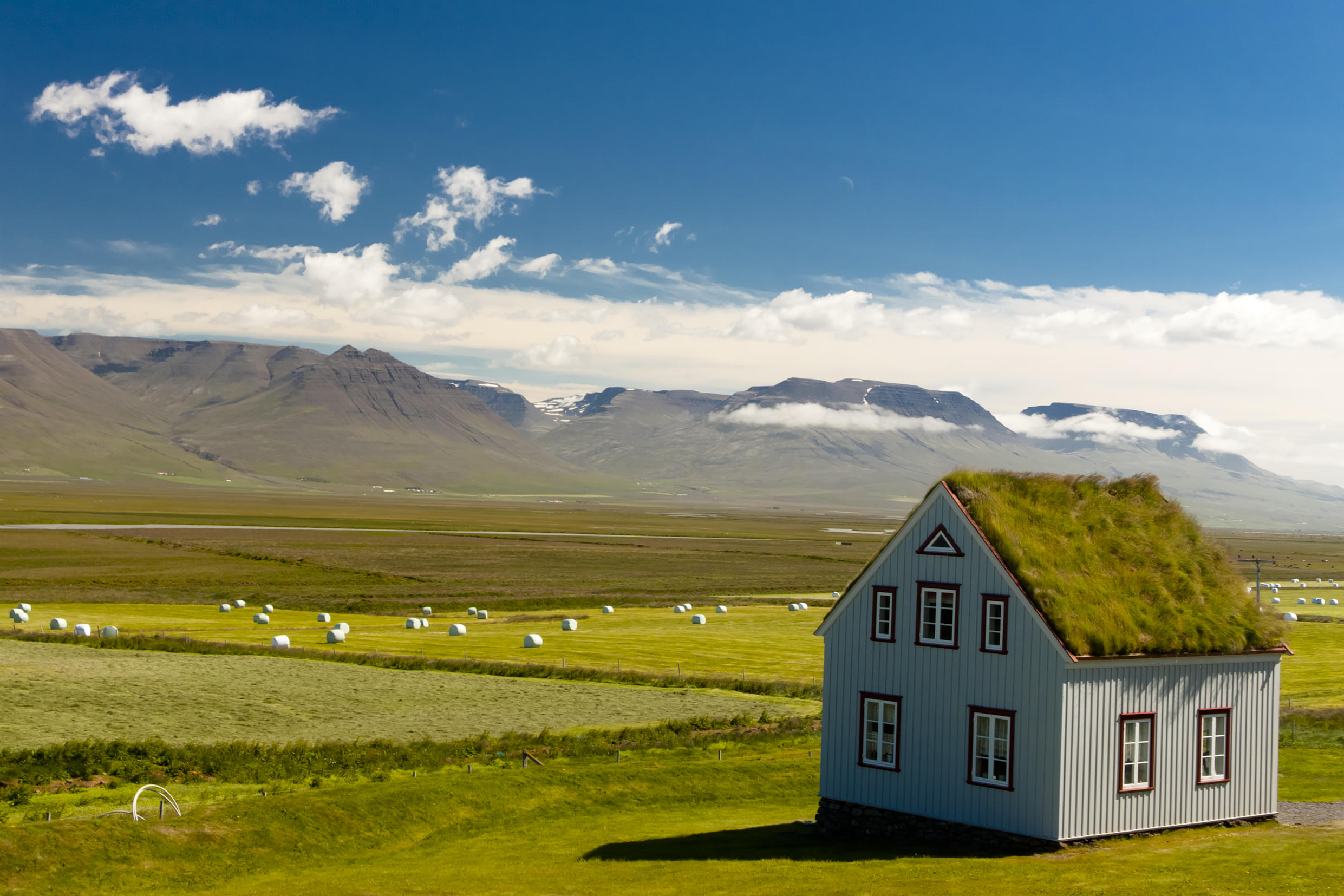 Akureyri Tour Packages | Upto 50% Off April Mega SALE