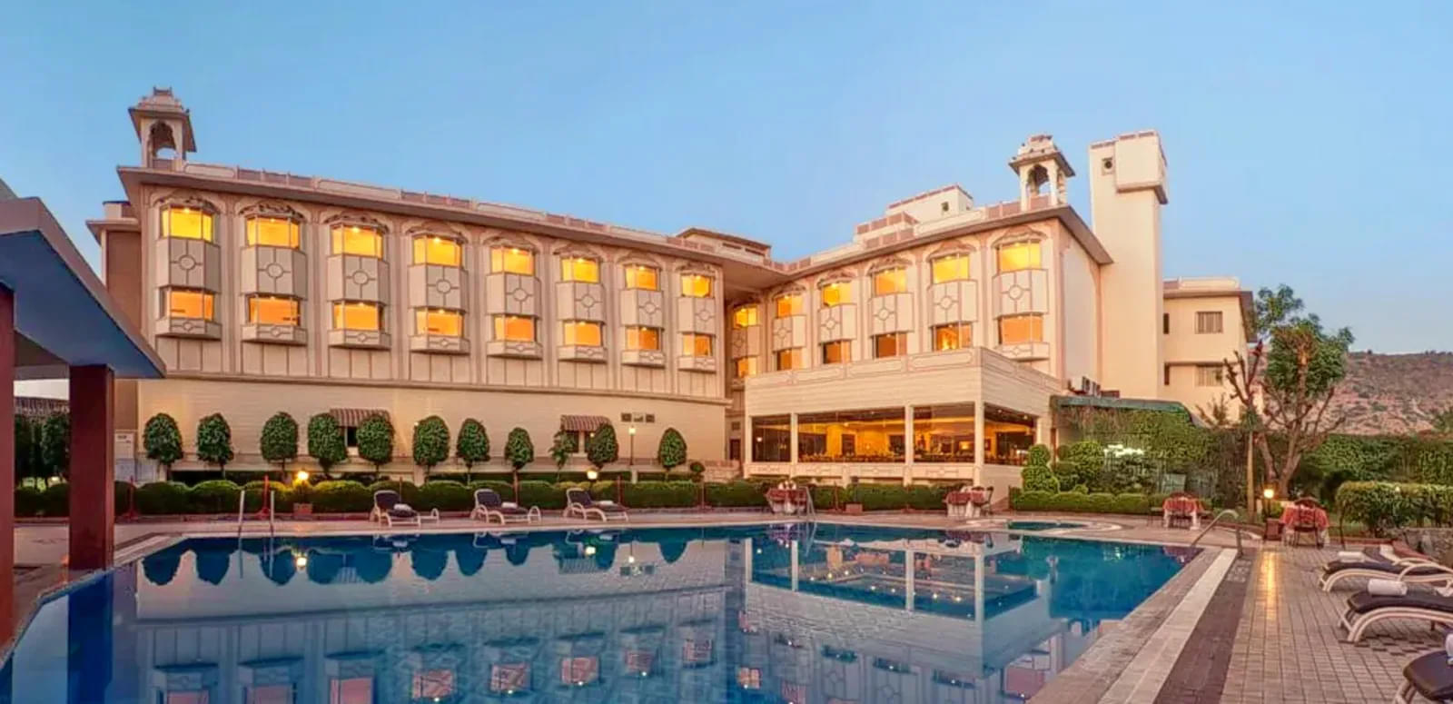 luxury-resorts-near-jaipur