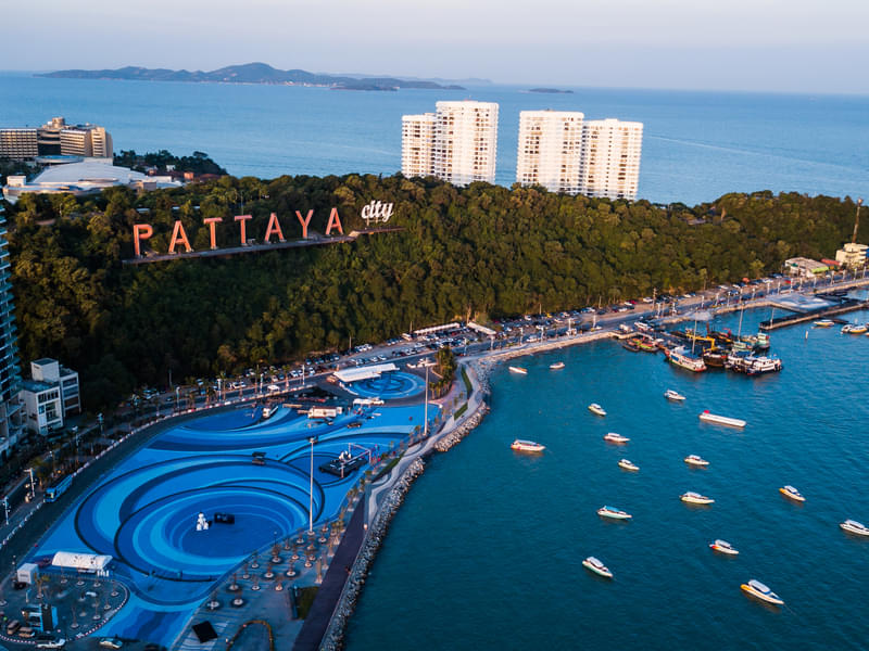 Car Rental In Pattaya with Driver