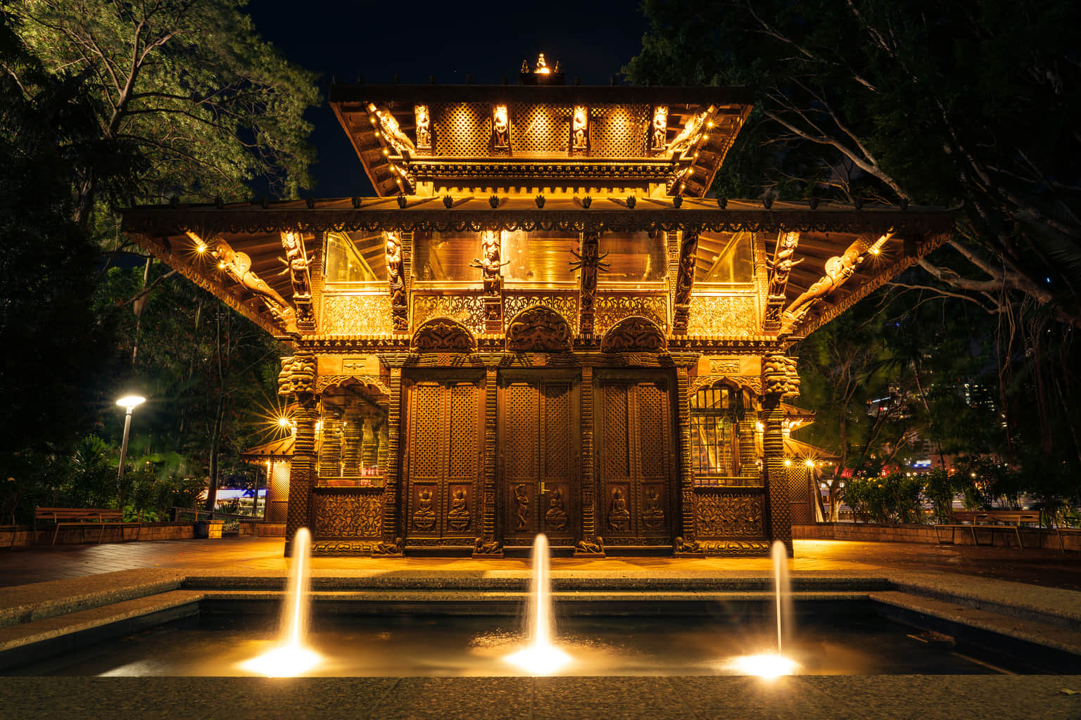 Nepalese Peace Pagoda, <em>Brisbane</em>