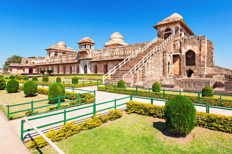 Indore To Maheshwar & Mandu Sightseeing Tour Image