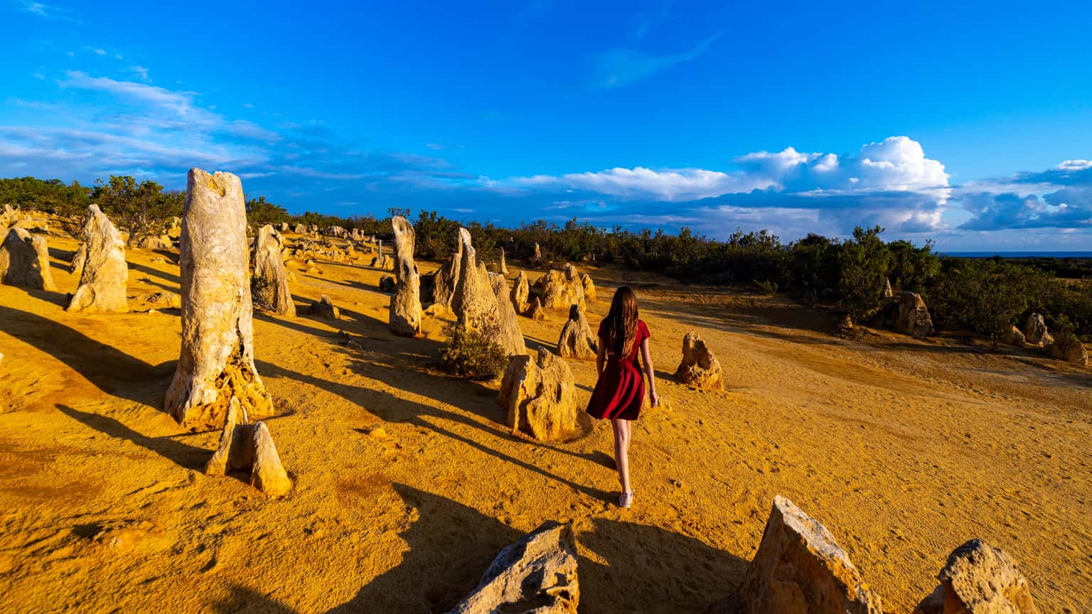 Marvels of Australia | Journey Through Deserts, Islands & Cityscape