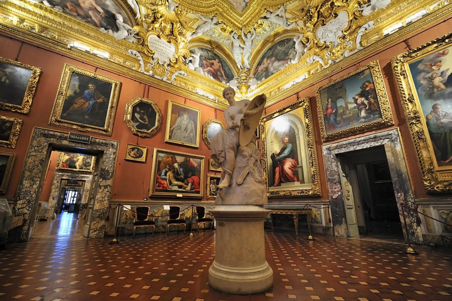 Admire the spectacular interiors of the Palatine Gallery