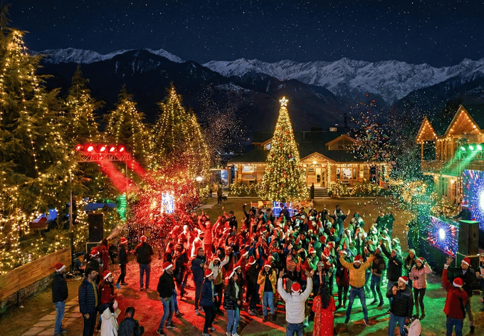 Bir Alpine Christmas | Trails, Skies & Starlight