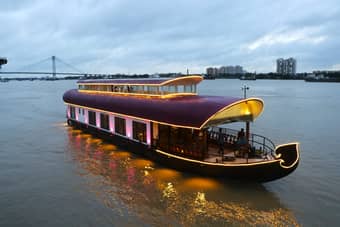 Cruise past landmarks and soak in Kolkata’s heritage on a 1 hour sailing adventure