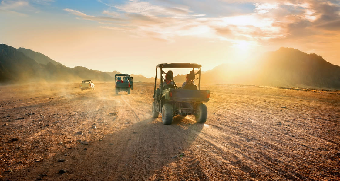 Explore the rugged yet magnificent landscape of the Arabian Desert!
