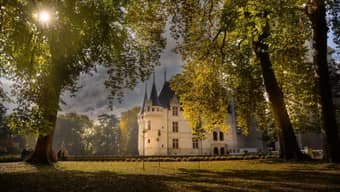 Stroll through the 19th-century English-style gardens