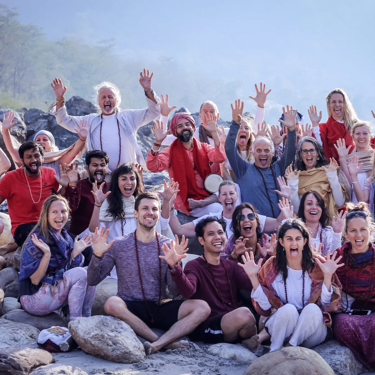 Attend the Akhanda yoga festival