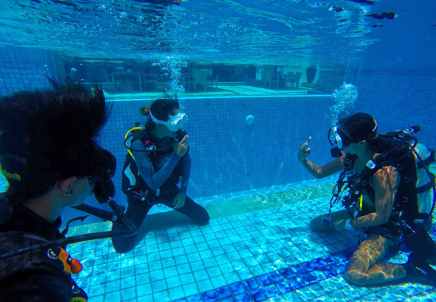 Scuba Diving Experience in Mahabalipuram Image