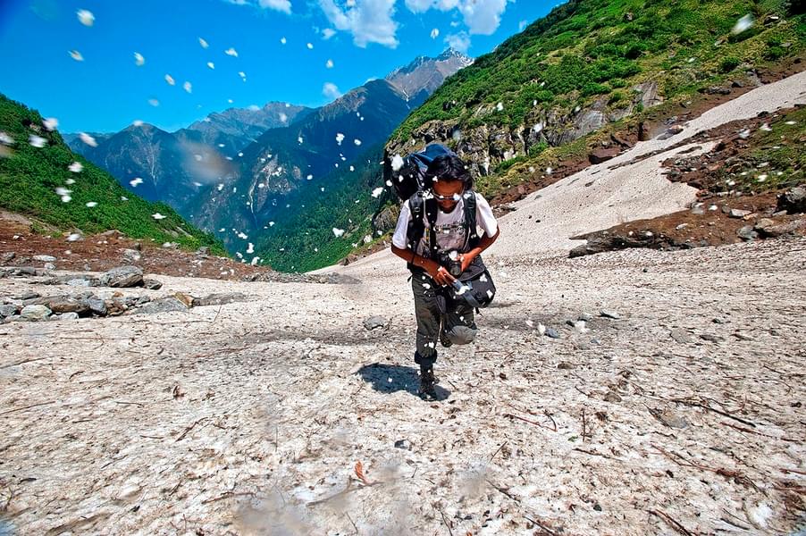 Great Himalayan National Park Trek Image