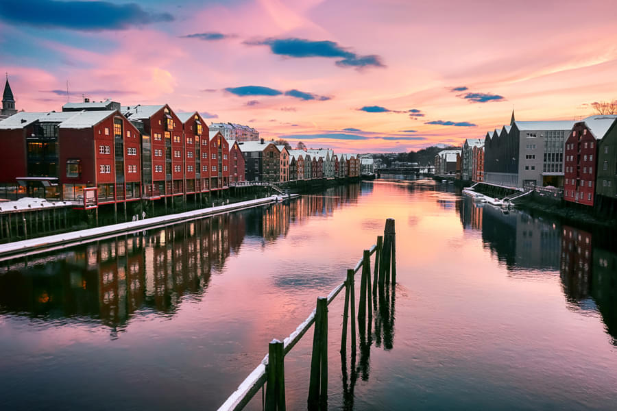 Spend time amidst the tranquil waters of Nidelva