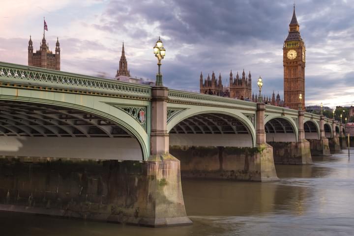 Westminster_Bridge_and_Palace_of_Westminster.jpg