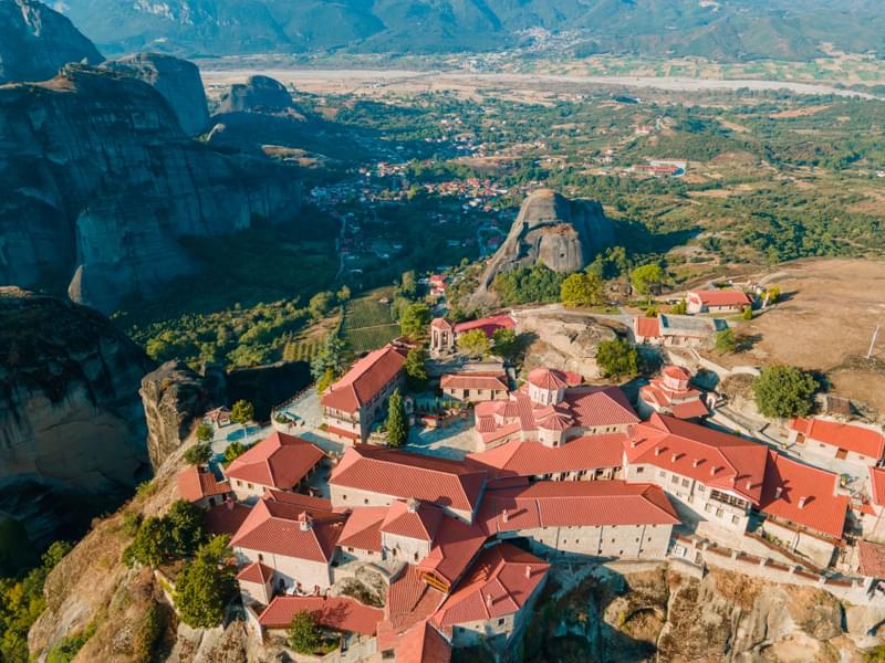 Full Day Private Tour to Meteora from Athens