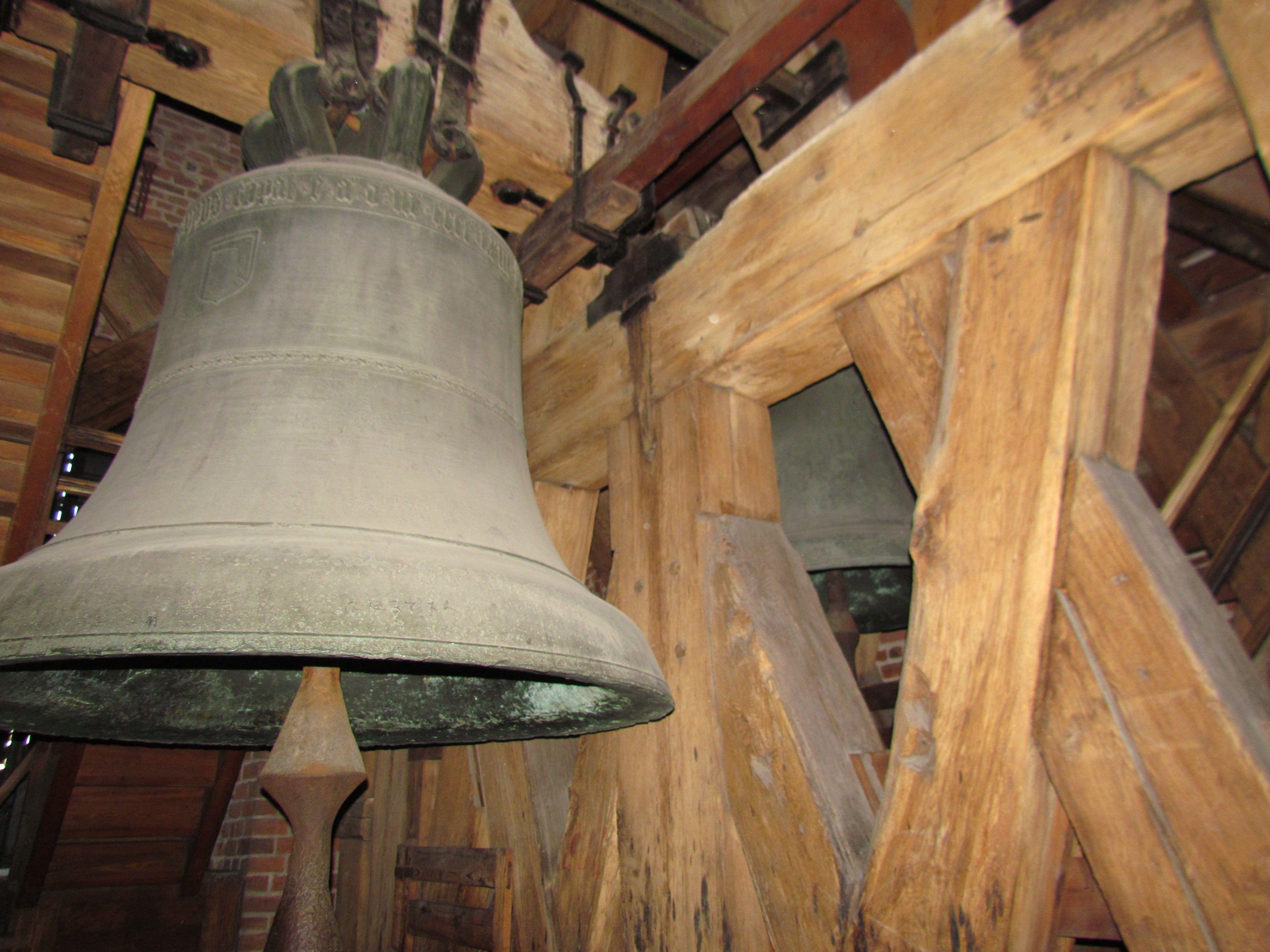 Giant Bell, Krakow