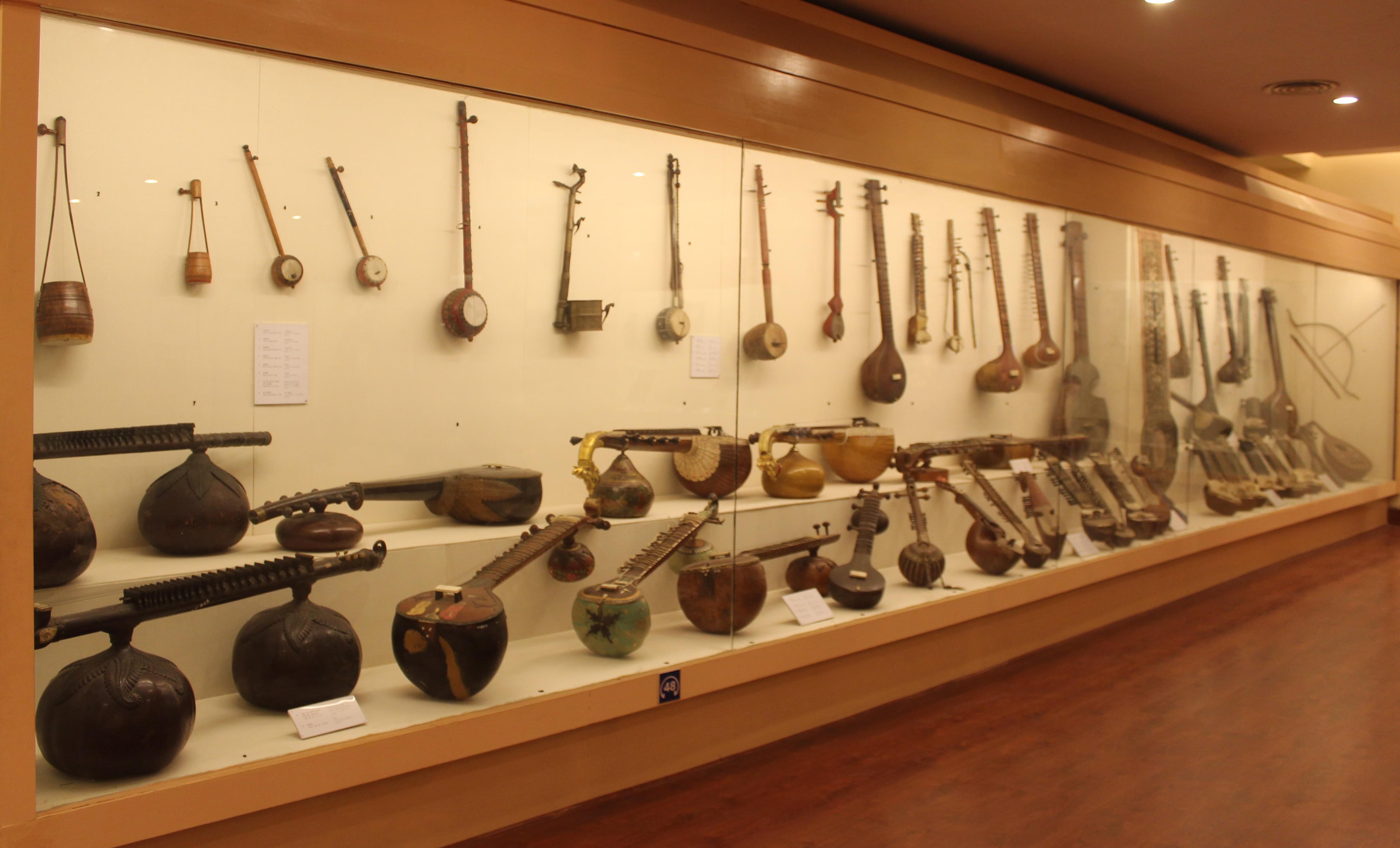 See rare and forgotten Indian musical instruments