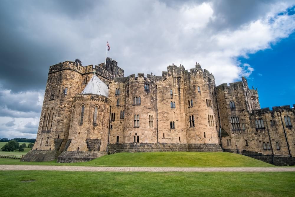 Alnwick castle Overview
