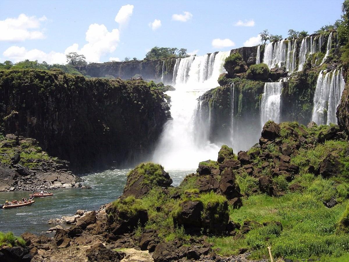 Salto San Martin Overview