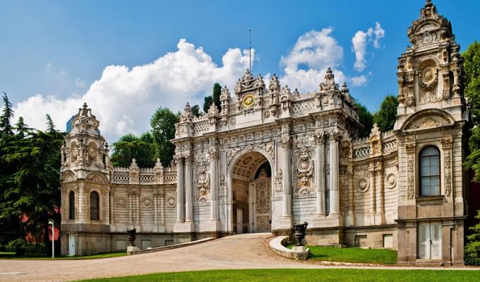 History of Dolmabahce Palace