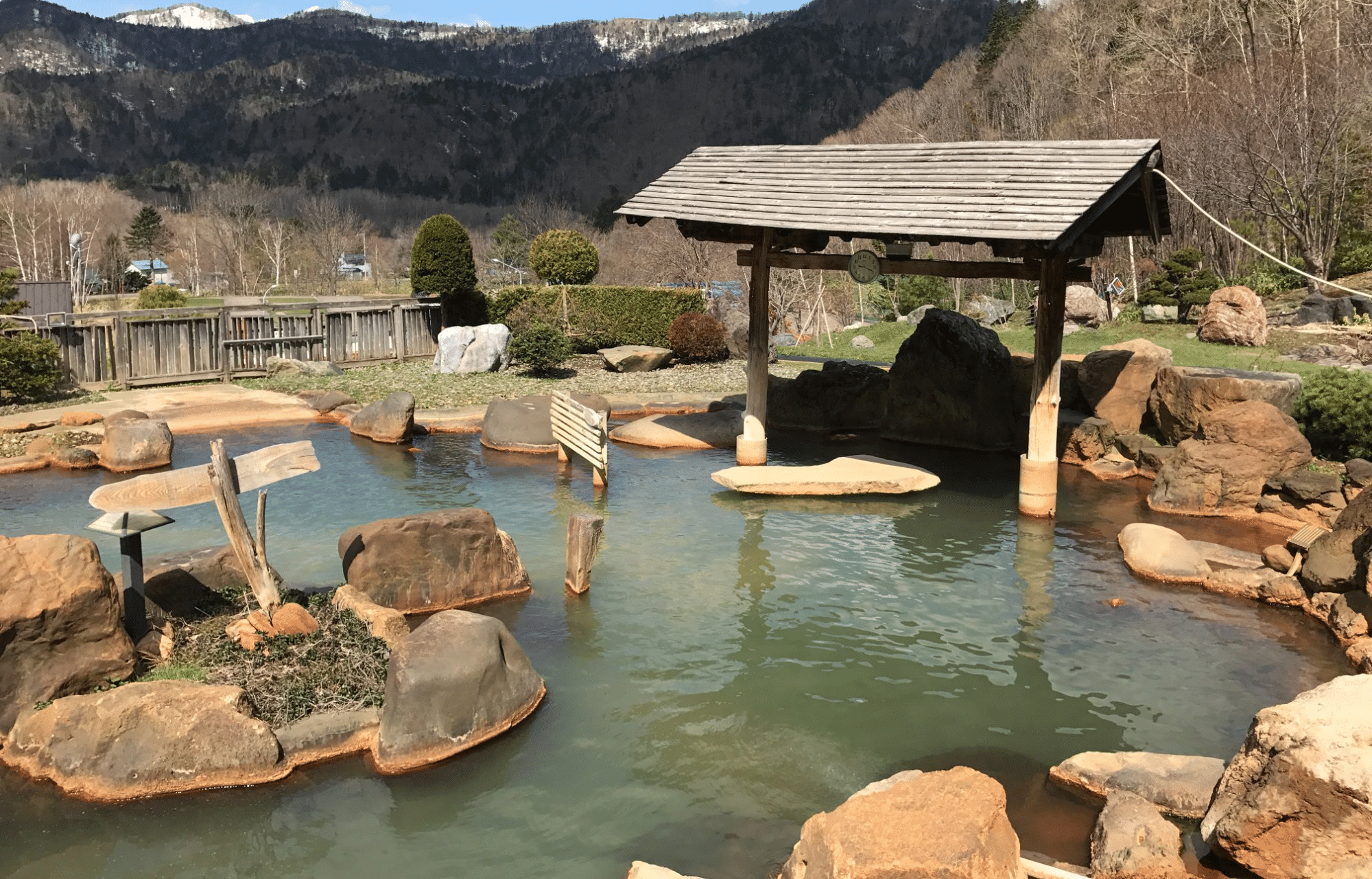 Hoheikyo Hot Spring Overview