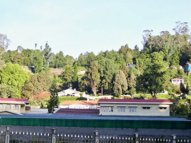 A Lake View Vacation Retreat In Kodaikanal Image