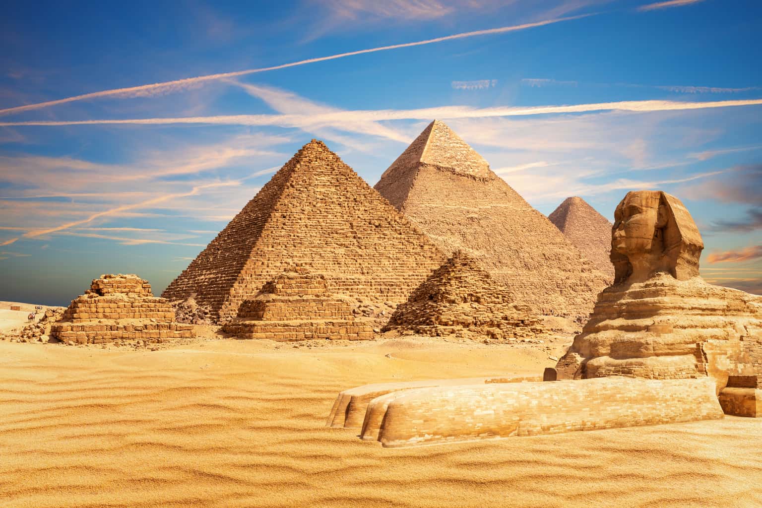 Best of Morocco & Egypt | Palaces and Pyramids
