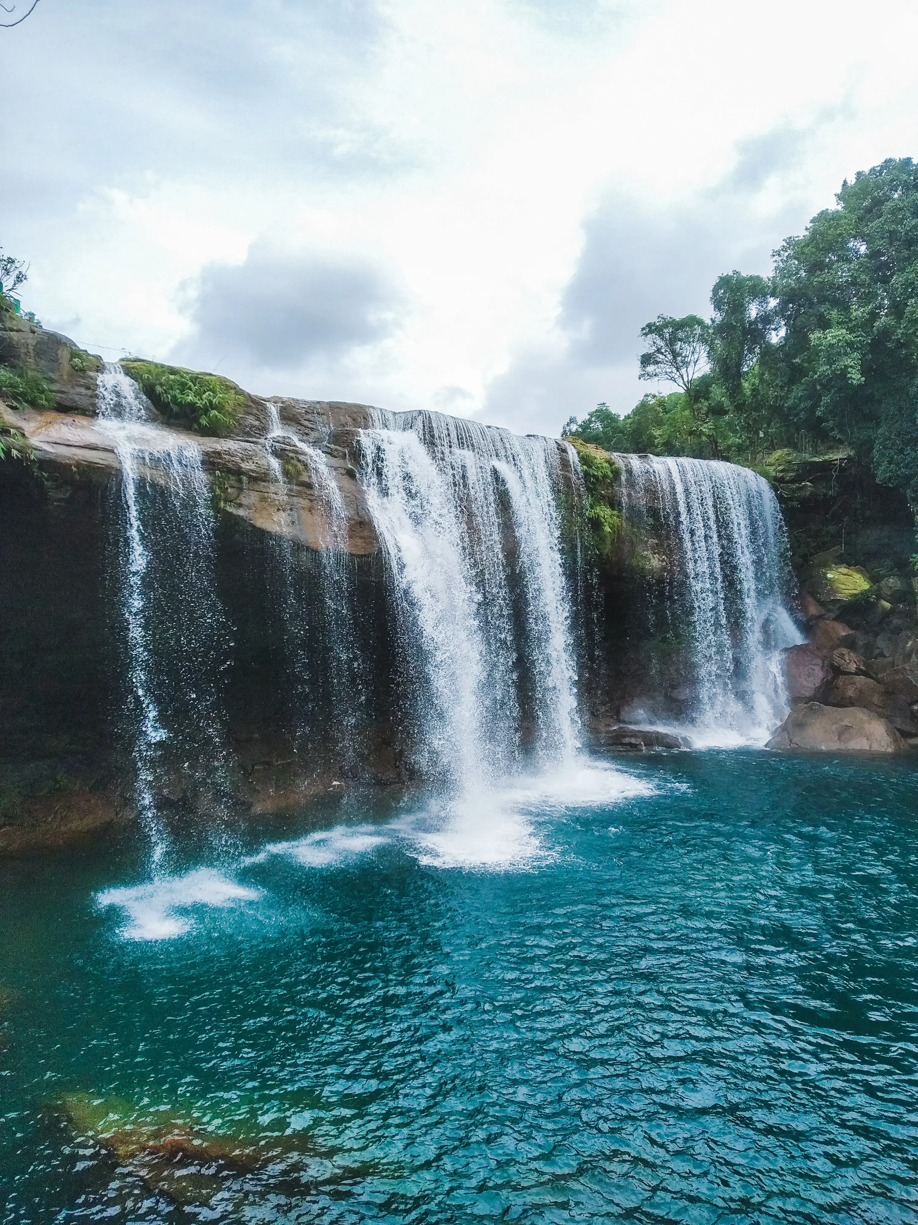 Meghalaya Packages from Bhopal | Get Upto 40% Off
