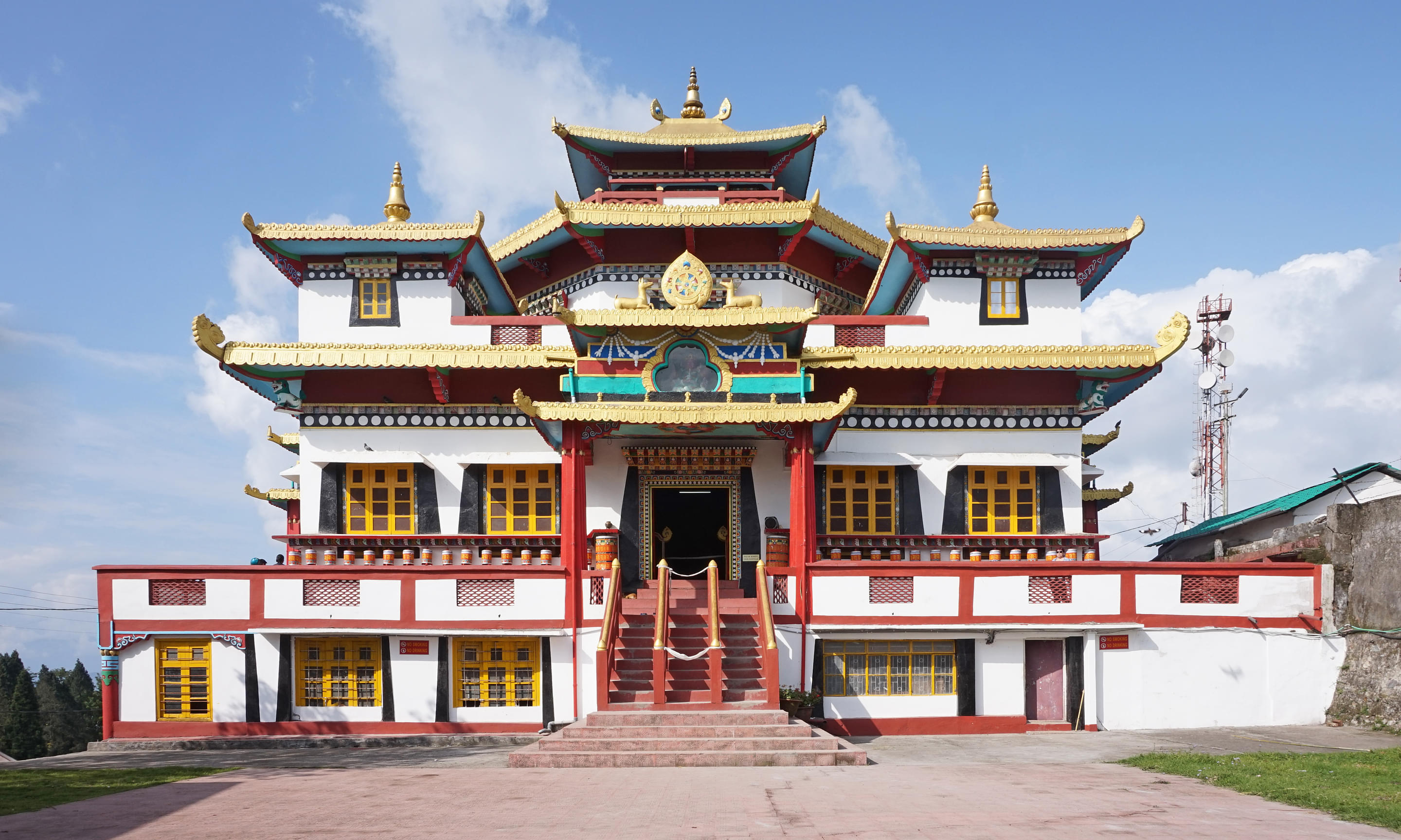 The Zang Dhok Palri Monastery Overview