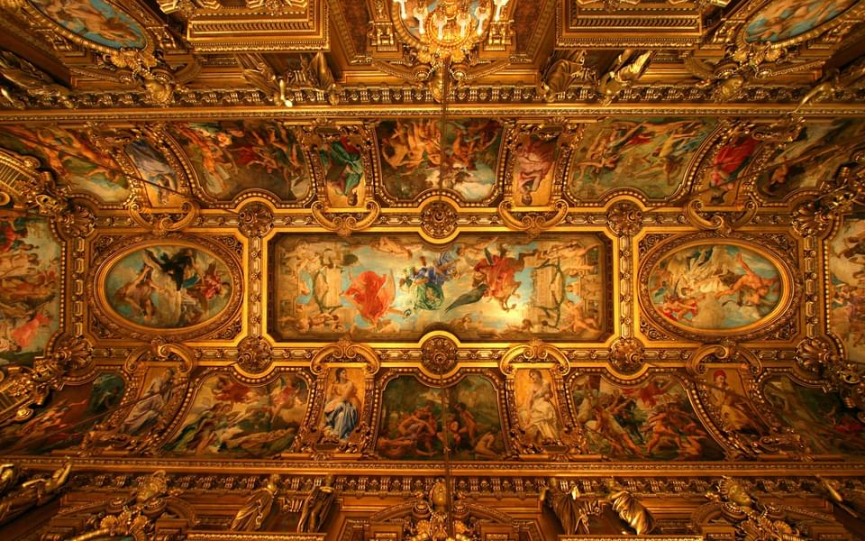 Get awestruck by great work inside the Sistine chapel