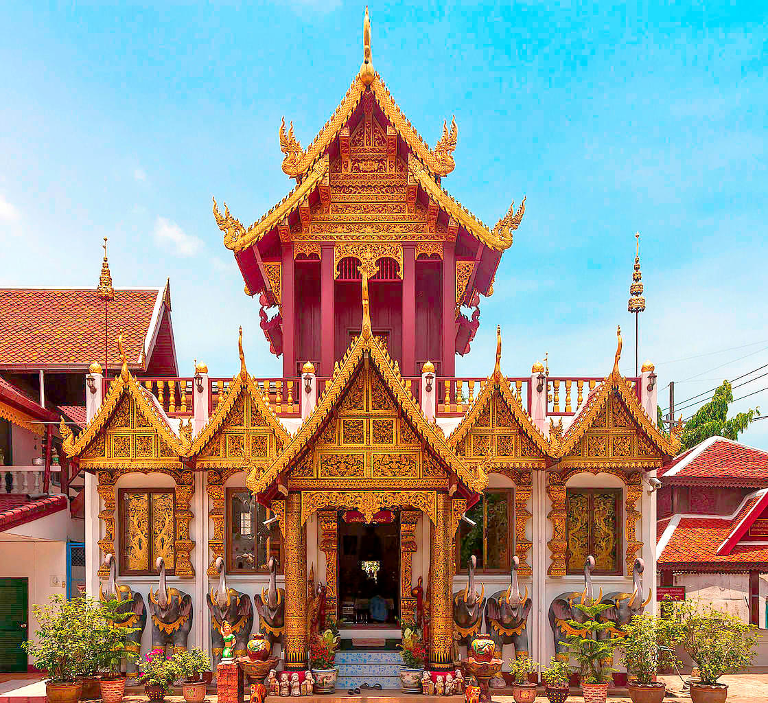 Wat Klang Wieng Overview