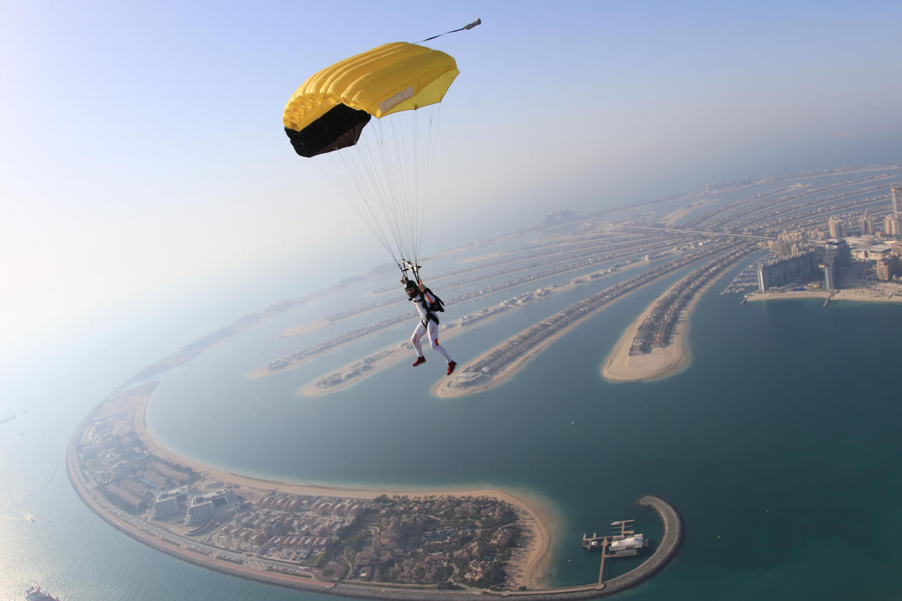 Paragliding in Dubai