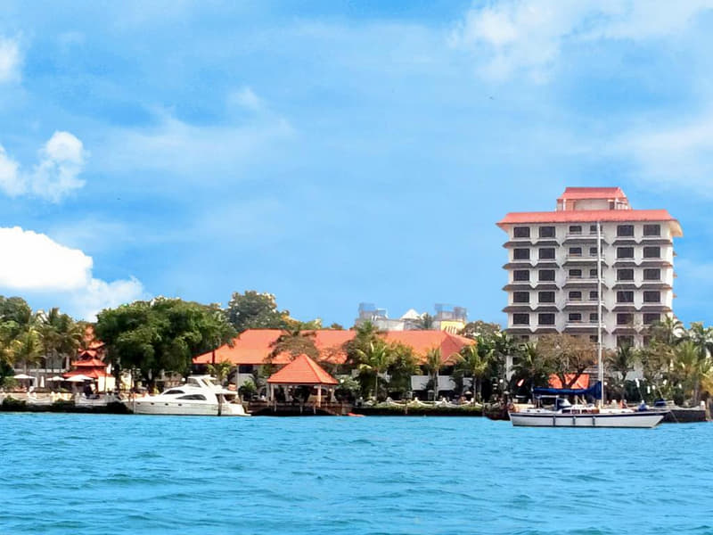 Candle Light Dinner In Kochi Image