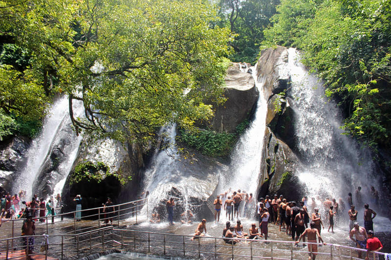 Molangi Falls Overview
