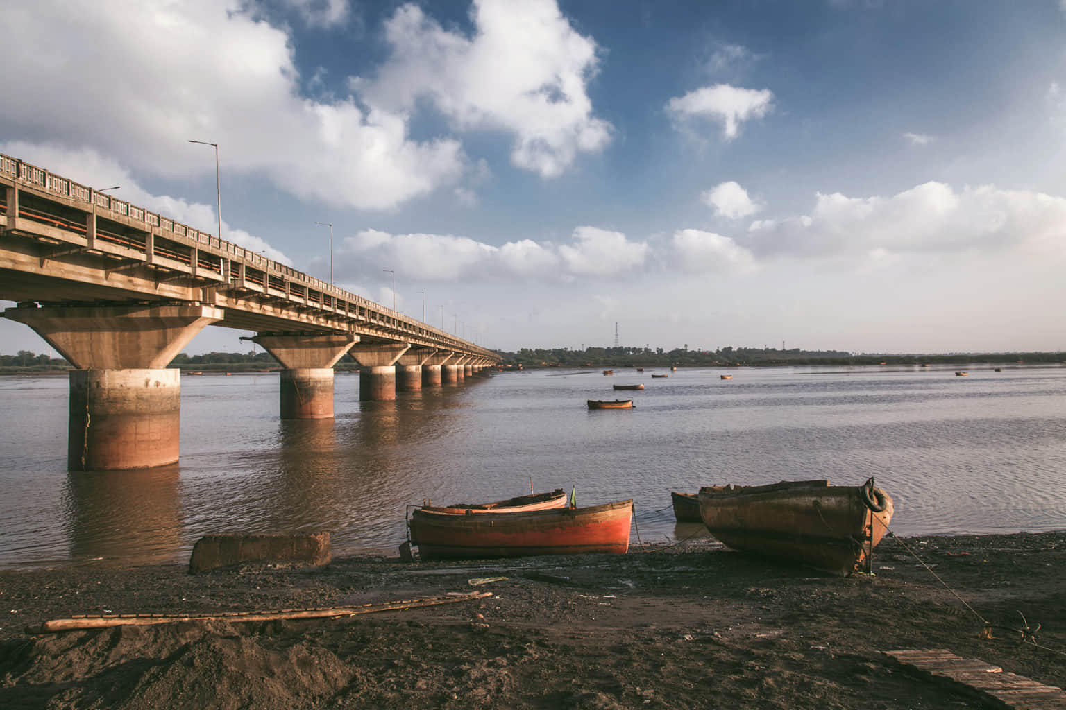 Tapi River Front