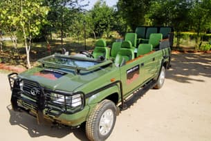 Jc9ma9fuyf2suz17isw19alizenk new jeep safari vehicle