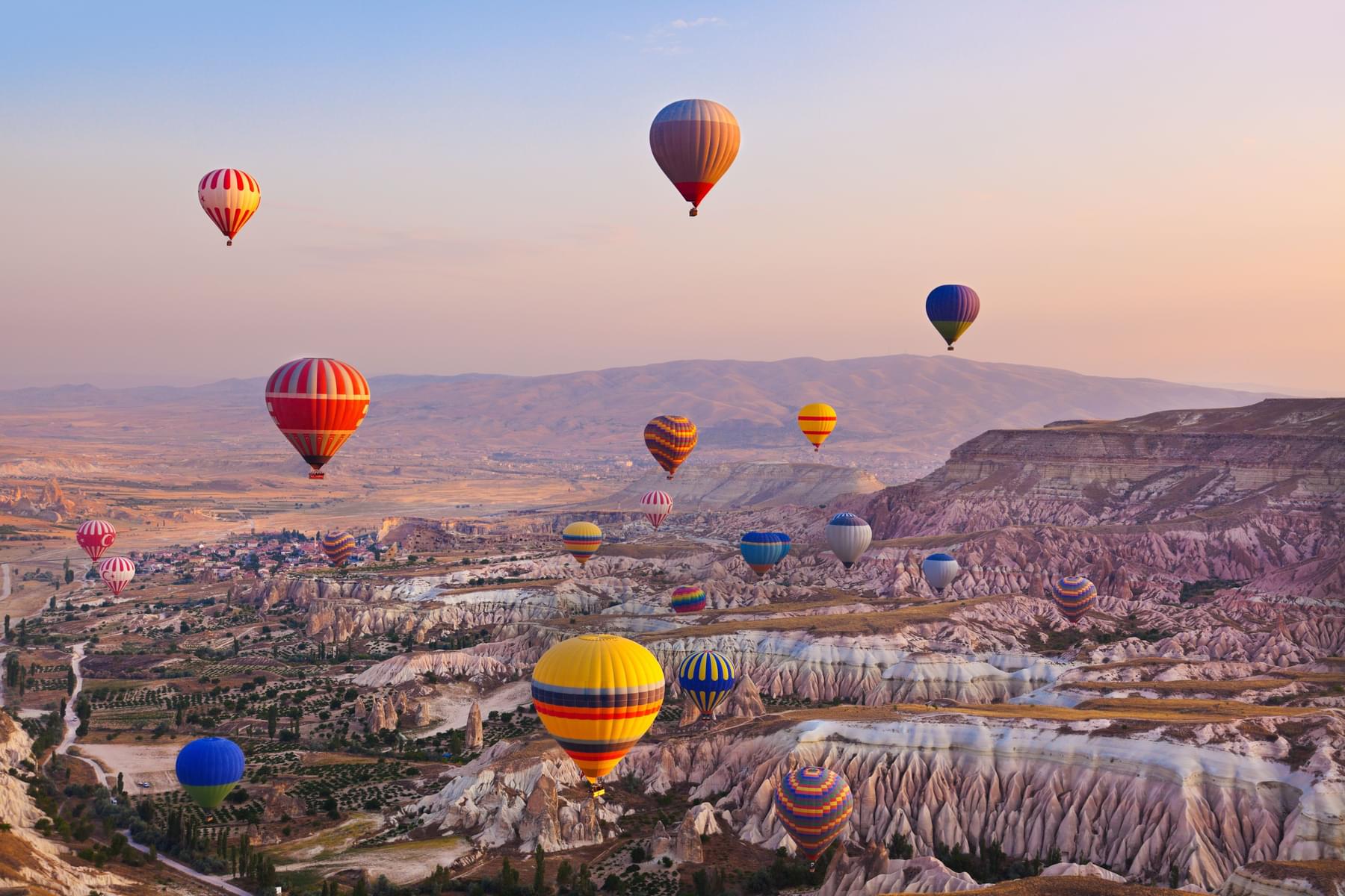 One Hour Deluxe Hot Air Balloon Tour on Goreme Valley