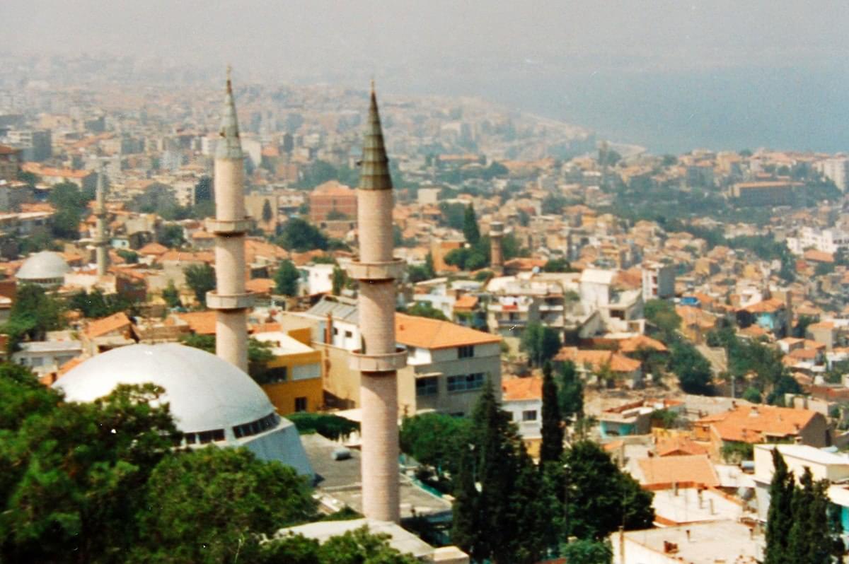 Visit the Kadifekale Mosque