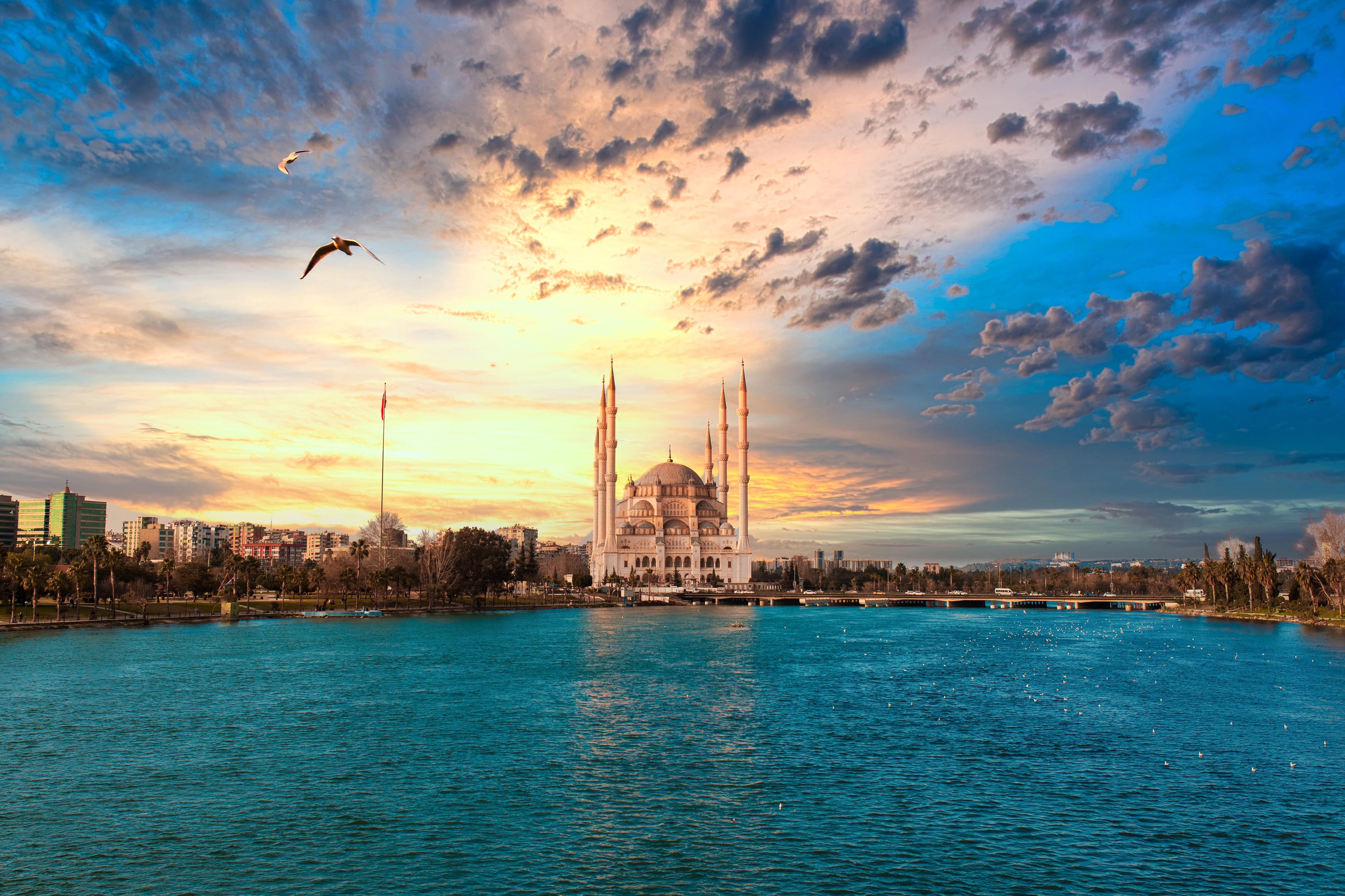 Western Europe Tour Packages | Upto 40% Off