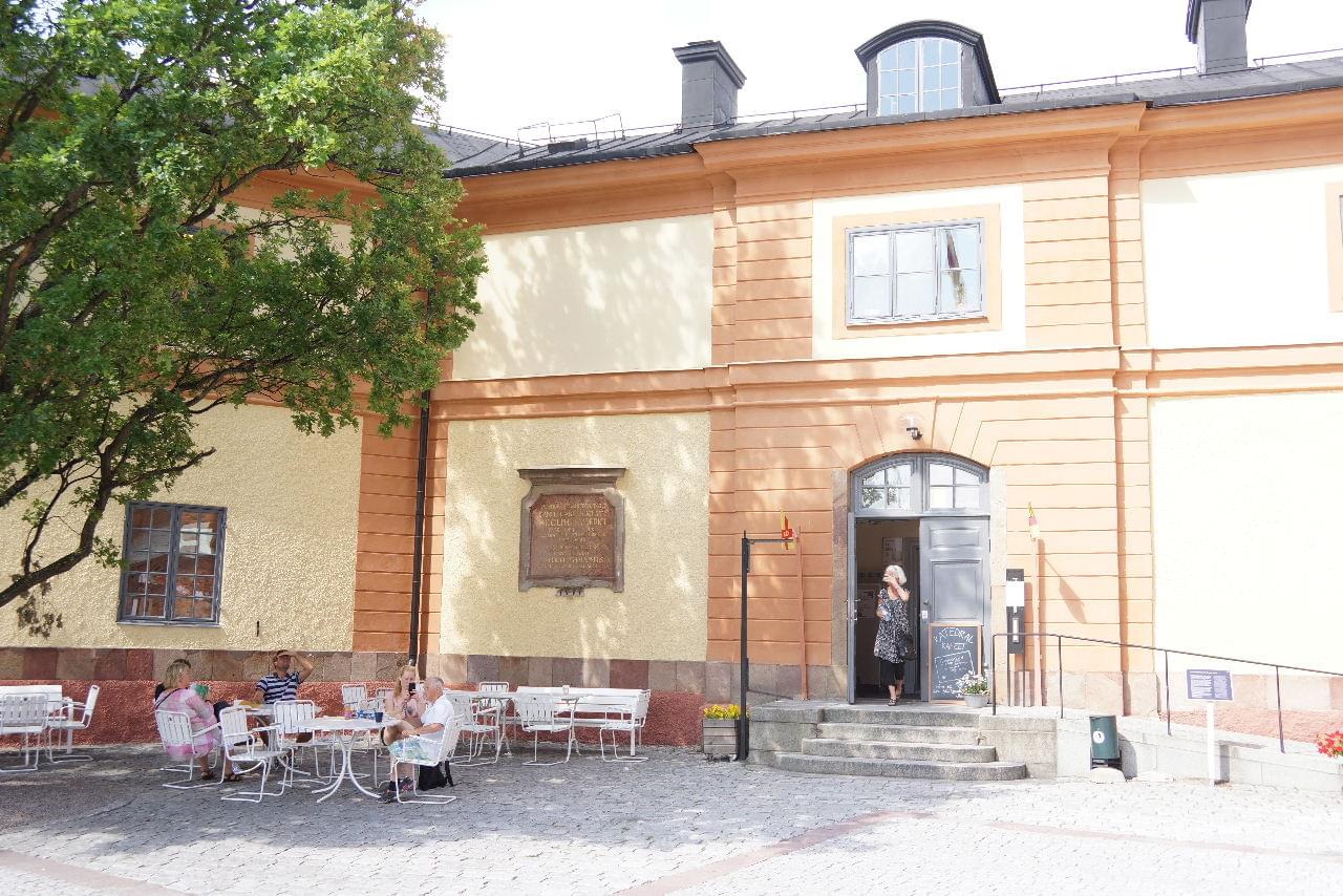 Unwind at the Cathedral Cafe