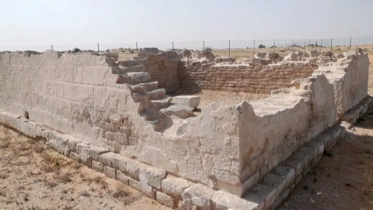 Al Dur Archaeological Site